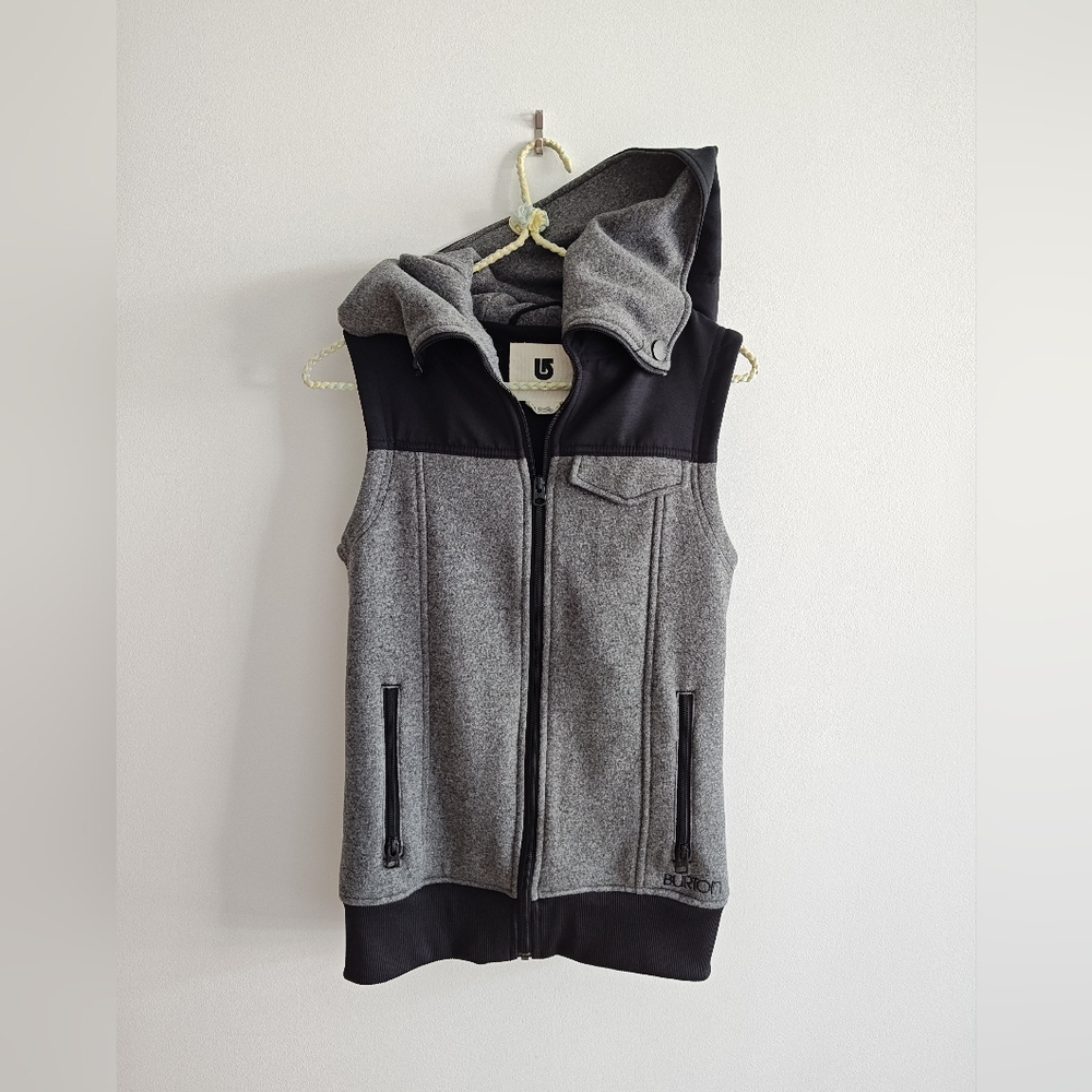 Burton Hooded Vest Size XS
